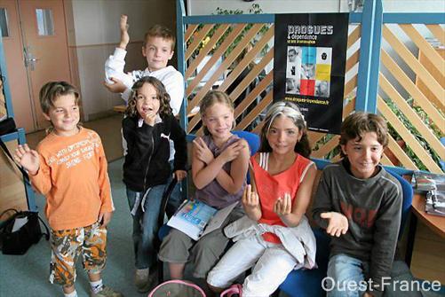 Erwan, Thomas, Manon, Camille, Marina et Alex sont six des sept enfants dont les parents demandent louverture dune nouvelle classe.