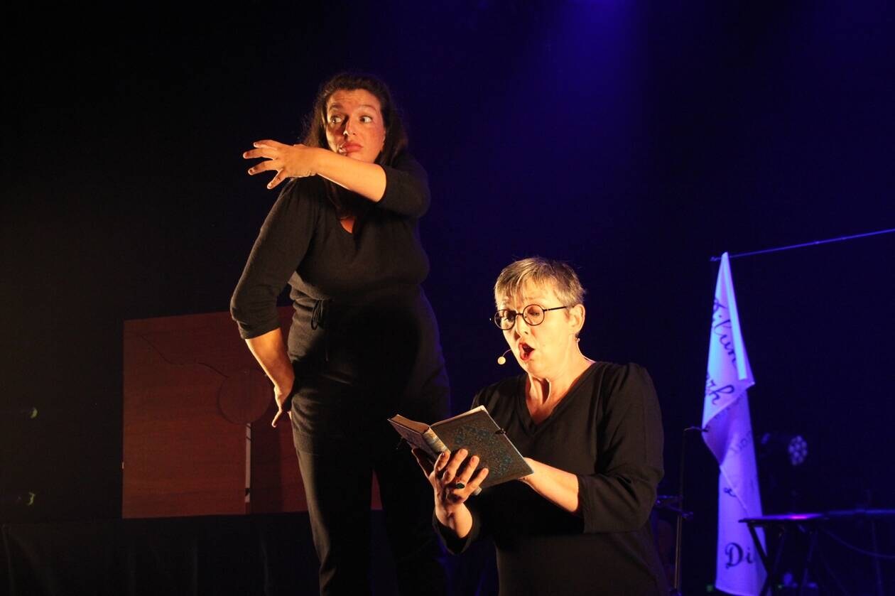 Festival de Cornouaille. Avec Klew, du chansigne pour ressentir les rythmes bretons