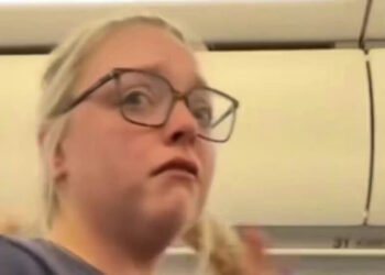 Scandale sur TikTok: une femme sourde se fait expulser d&rsquo;un avion